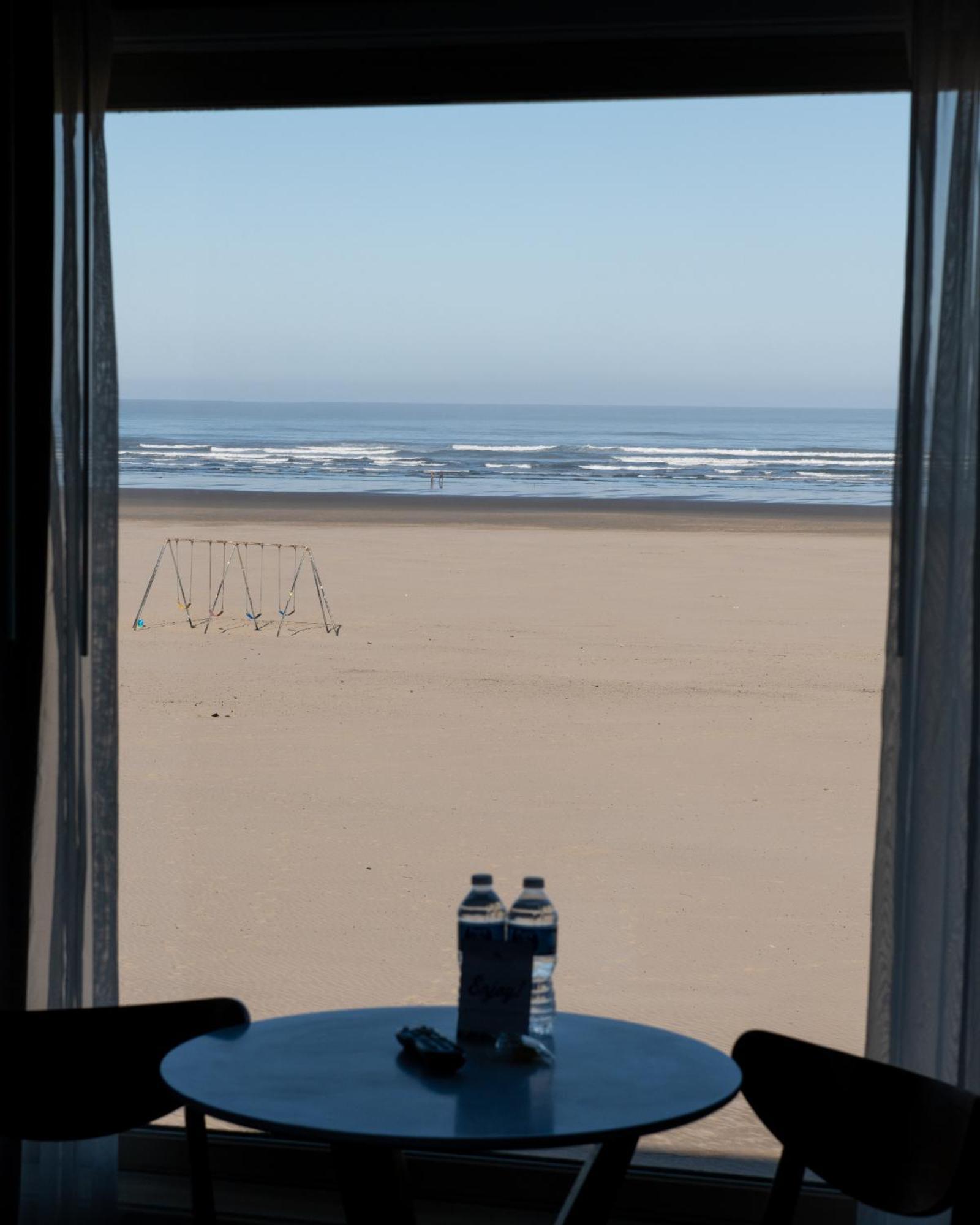 The Ocean Front At Seaside Motel Eksteriør billede